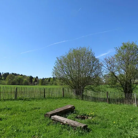 Attractively Renovated Located In The Beautiful Nature Of The Czech Republic Hébergement de vacances