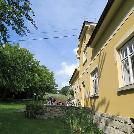 Attractively Renovated Located In The Beautiful Nature Of The Czech Republic Hébergement de vacances
